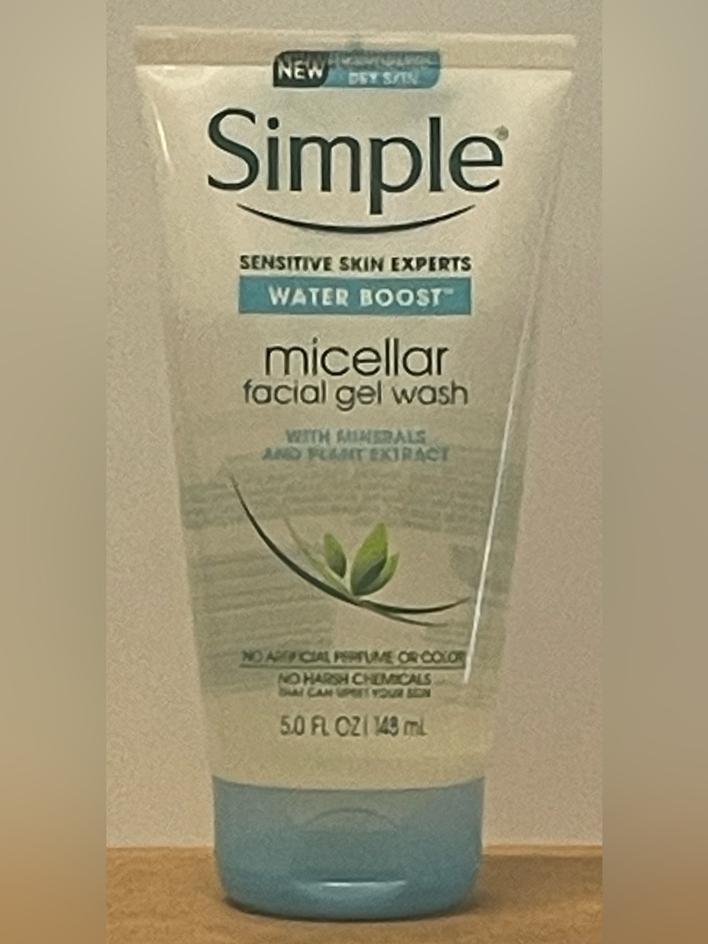 Simple Water Boost Micellar Facial Gel Wash - 5 fl oz